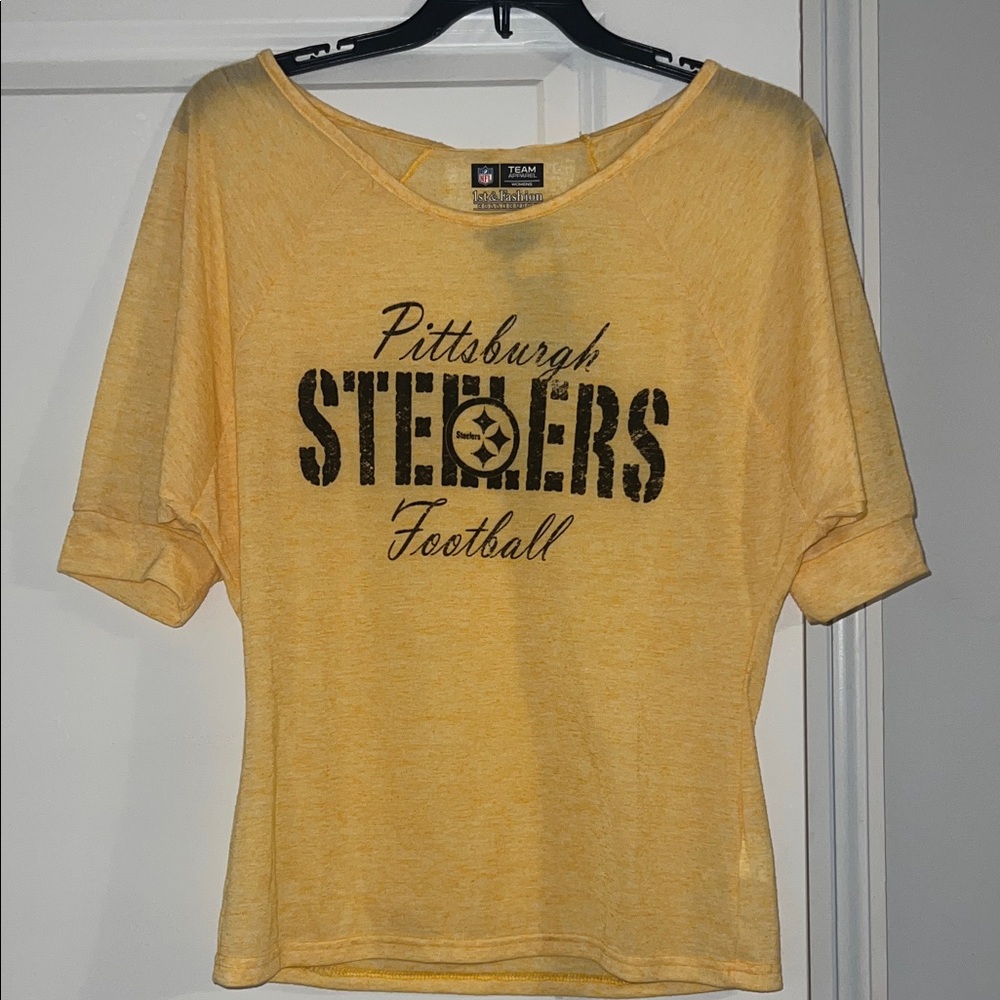 NWT NFL Women's Yellow Pittsburgh Steelers Tee
